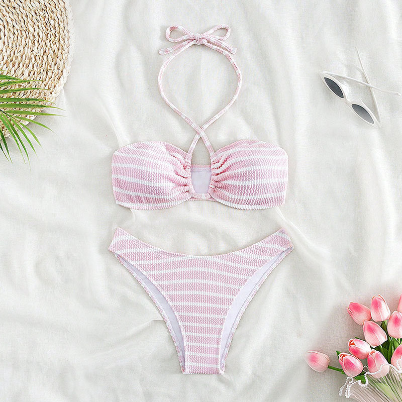 Dame bandeau-bikini med stilfuldt stribedesign Skovae