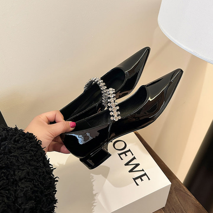 Dame elegante Pumps med funklende dekoration og komfortabel blokhæl Stilla