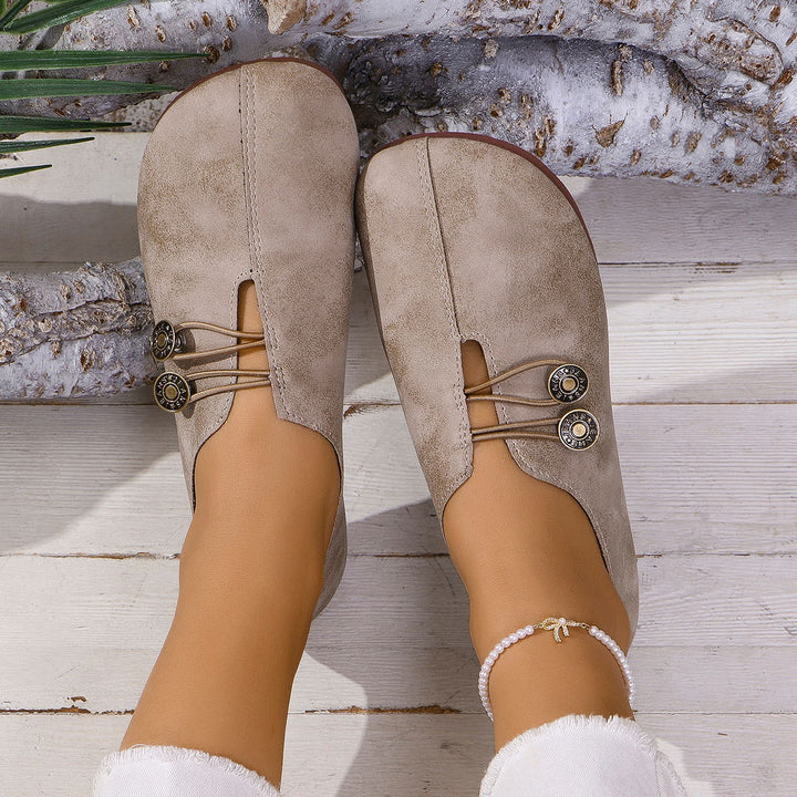 Dame loafers med mode slip-design og dekorative knapdetaljer Stilla