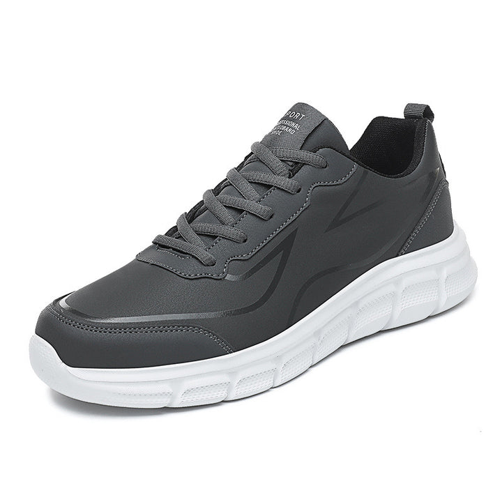 Herrer nan moderne City-Comfort sneakers med segmenteret dæmpningssål, ergonomisk memory-indersål og polstret hælkant Skovae
