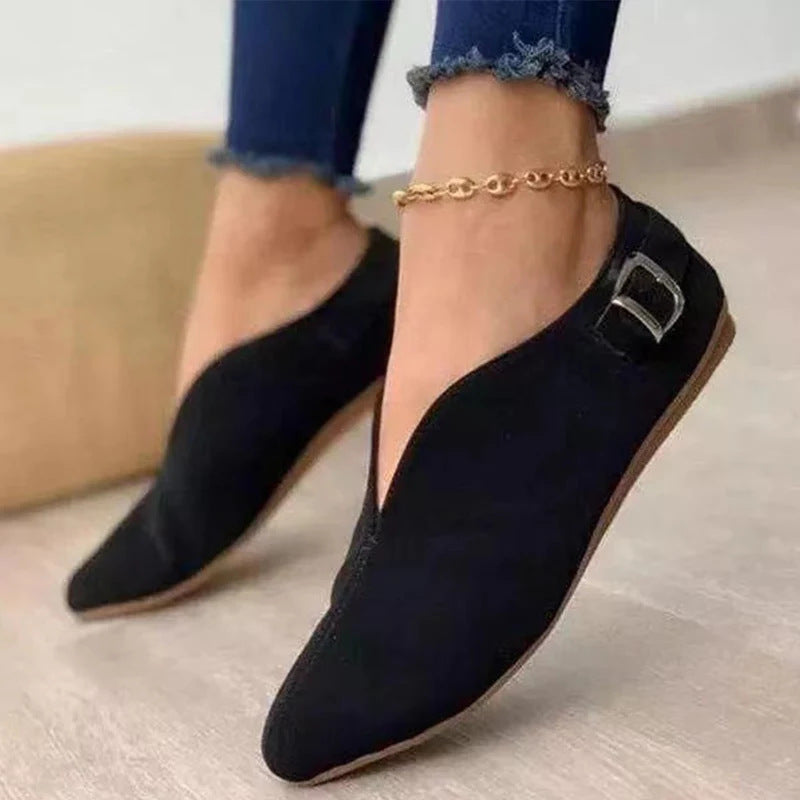 Dame nan spids tilspidsede slippers med V-udskæring og side metal spænde velourlæderlook Skovae
