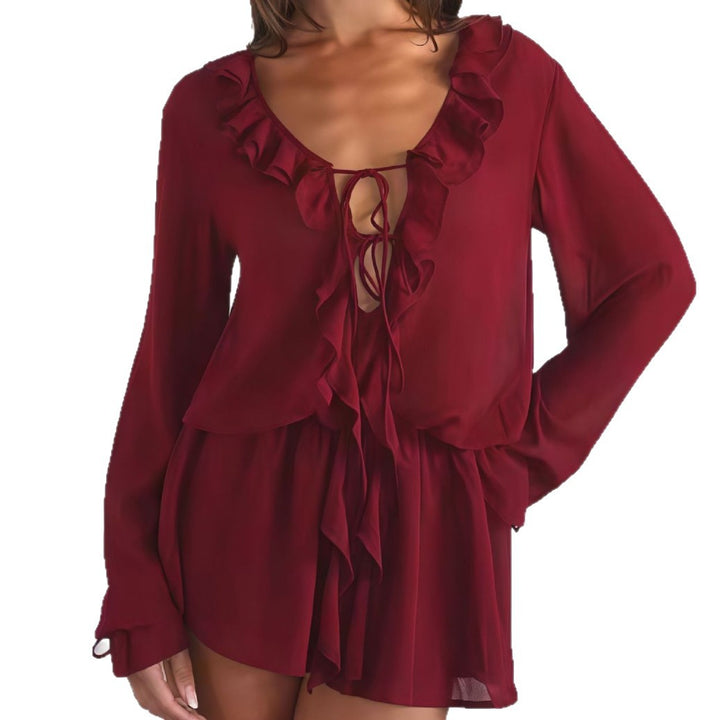 Kvinders chiffonbluse med elegant flæse dekoration og dyb V-hals