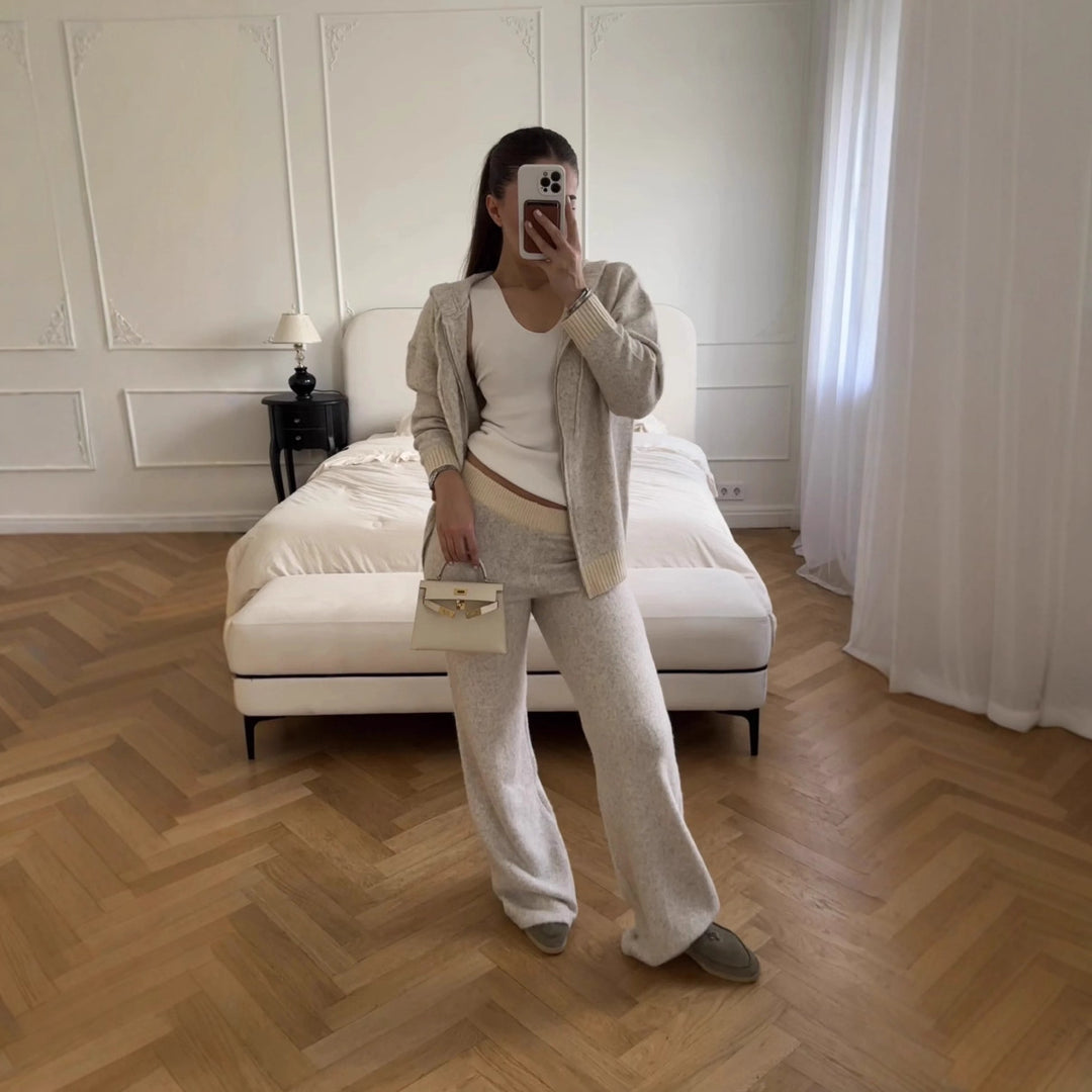 Kvinders hyggelige strikket jumpsuit i en afslappet pasform med lynlås Stilla