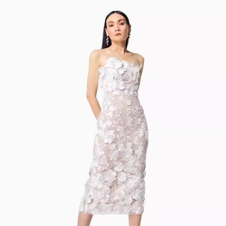 Dame Strapless Aftenkjole med blomsterapplikationer og gennemsigtigt overmateriale Stilla