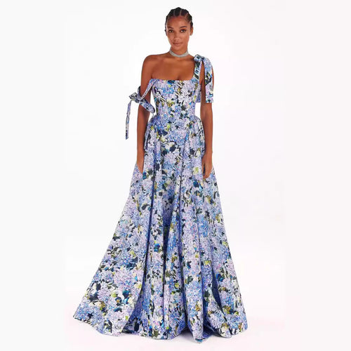 Kvinders elegante maxikjole med off-shoulder stropper og blomstermønster