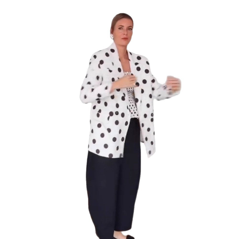 Dame moderigtig blazer med prikker Stilla