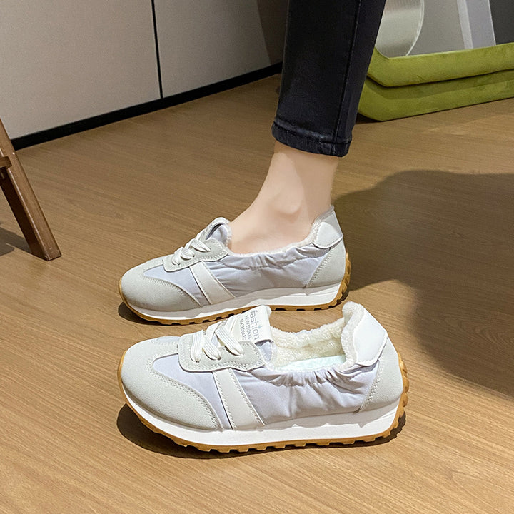 Dame Slip-On Sneakers med behageligt fleece-innerfutter og skridsikker sål Stilla