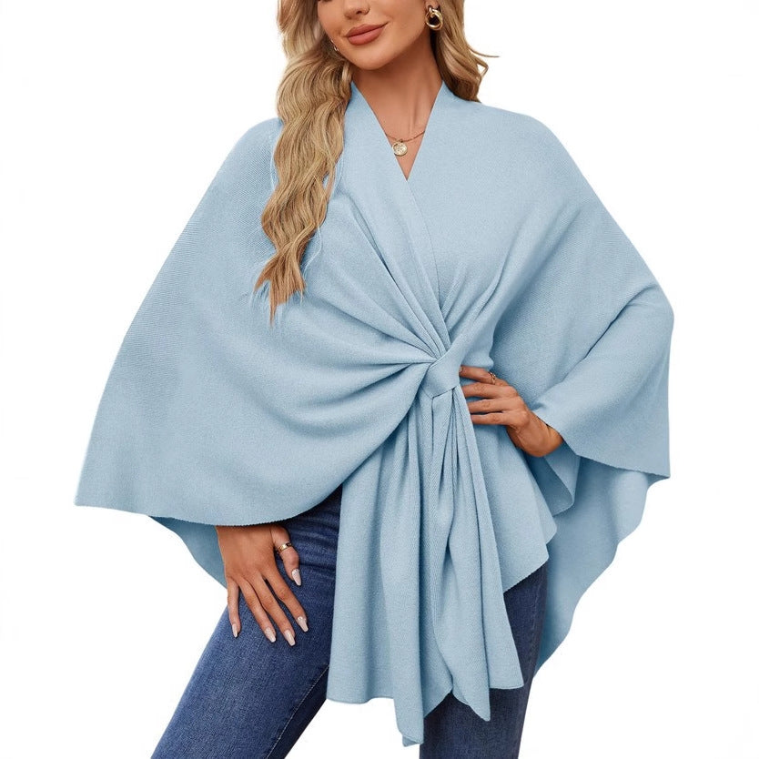 Dame elegant strikkeponcho med raffinerede draperinger og taljebælte Stilla
