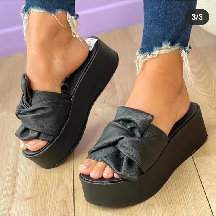 Dame Wedge-Sandaler med charmerende slips-design og skridsikre såler Stilla