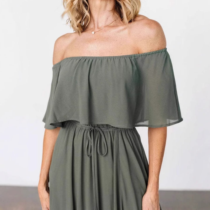 Dame Elegant Maxikjole med Off-Shoulder-Udskæring og Taljejustering Stilla