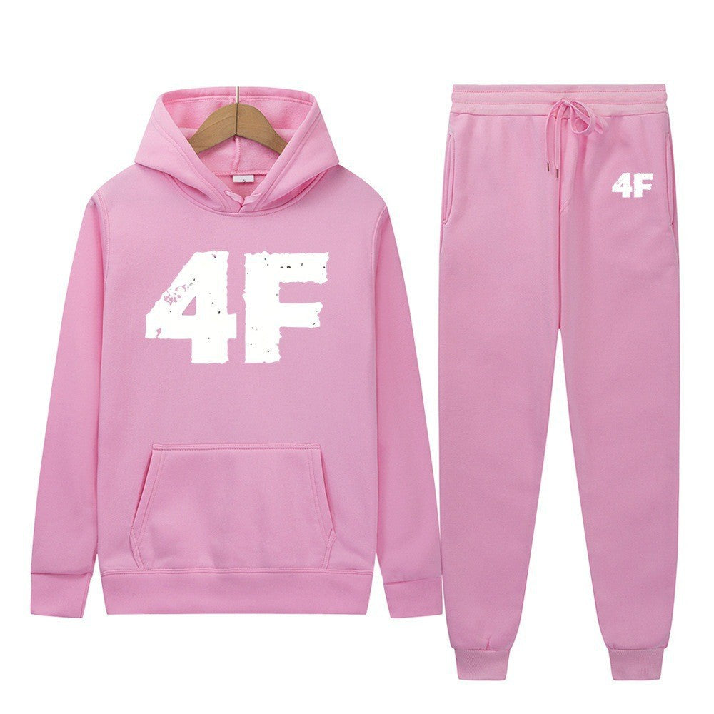 Kvinders hoodie og joggers sæt med sporty komfort Skovae