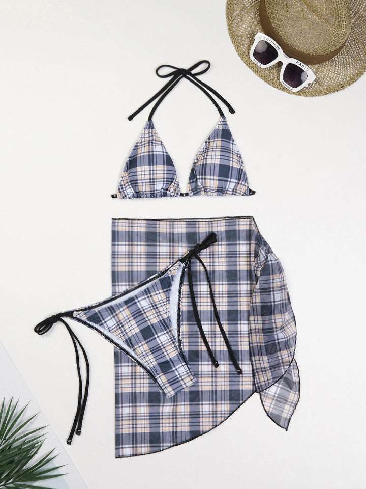 Dame triangel-bikini-sæt med moderigtigt mønster og elegant pareo Stilla