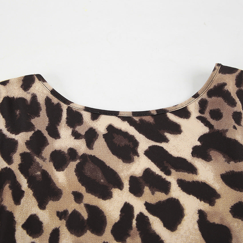 Dame Minimalistisk Vristkjole med Leopardprint og Voluminøse Ærmer Stilla