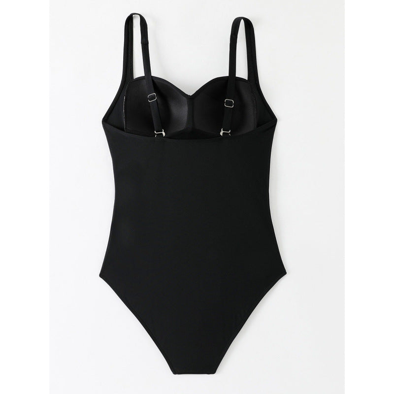Dame one-piece badedragt med figurformende snit og elegant halterneck Skovae