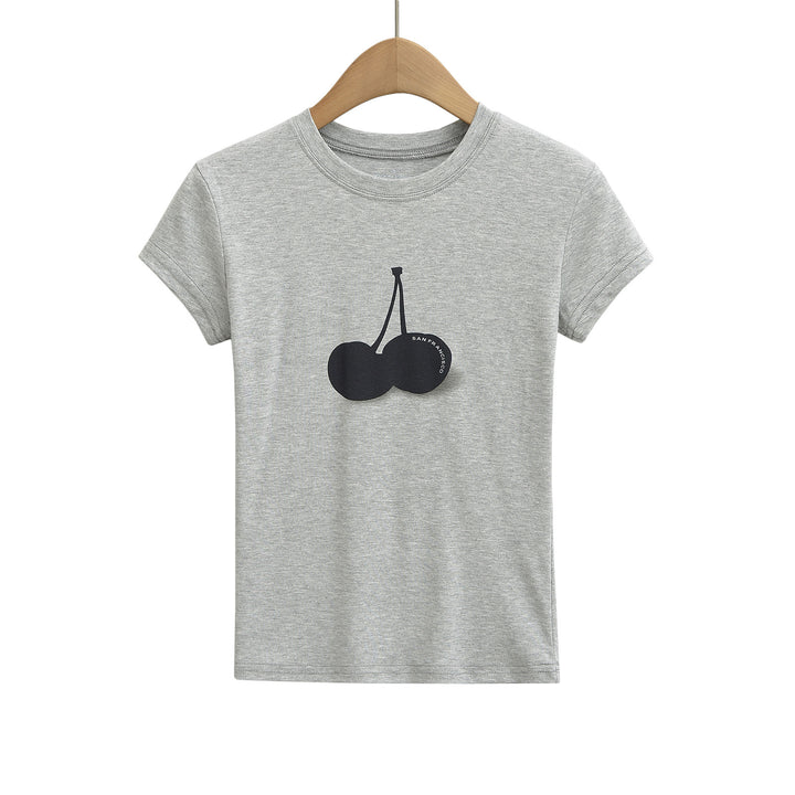 Dame T-shirt med frisk kirsebærdesign og høj kvalitets bomuld Stilla