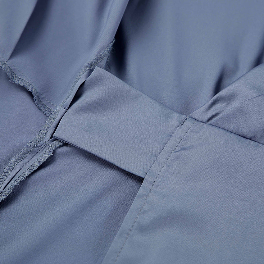 Dame maxikjole med elegant indpakningsdesign og voluminøse ærmer Stilla
