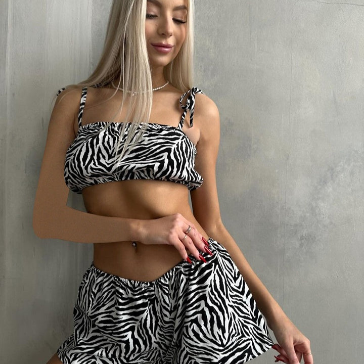 Dame Leo-print strand-sæt med bandeau-top og afslappede shorts Stilla