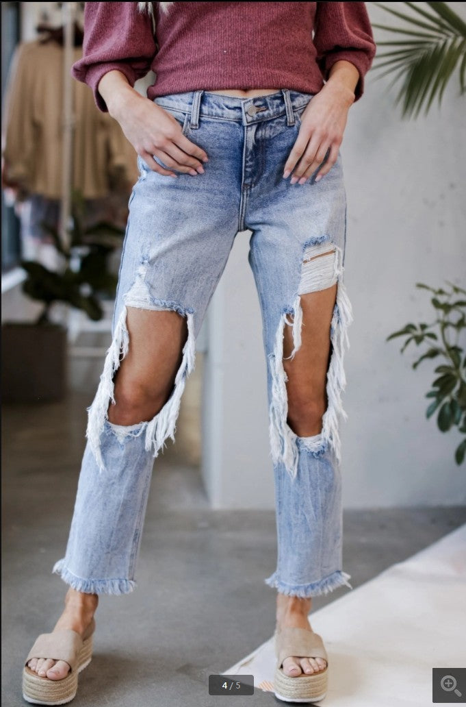 Dame fritids jeans med trendy ripped-detaljer og afslappet snit Stilla