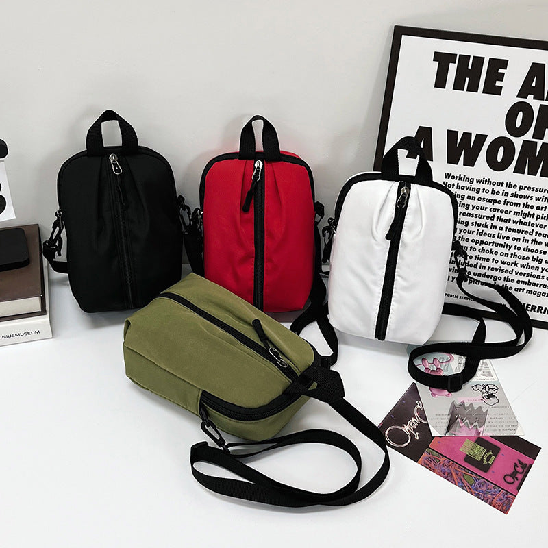 Dame Compact Crossbody Bag med lynlås Stilla