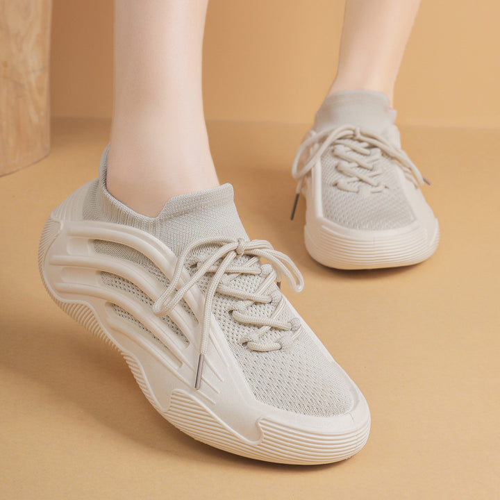 Dame Sporty High-Performance Sneakers med fleksibel strikoverdel og skridsikker sål Stilla