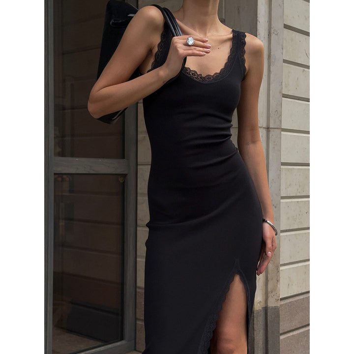 Damen Maxikleid mit Spitzenabschluss und hohem Schlitz Skovae