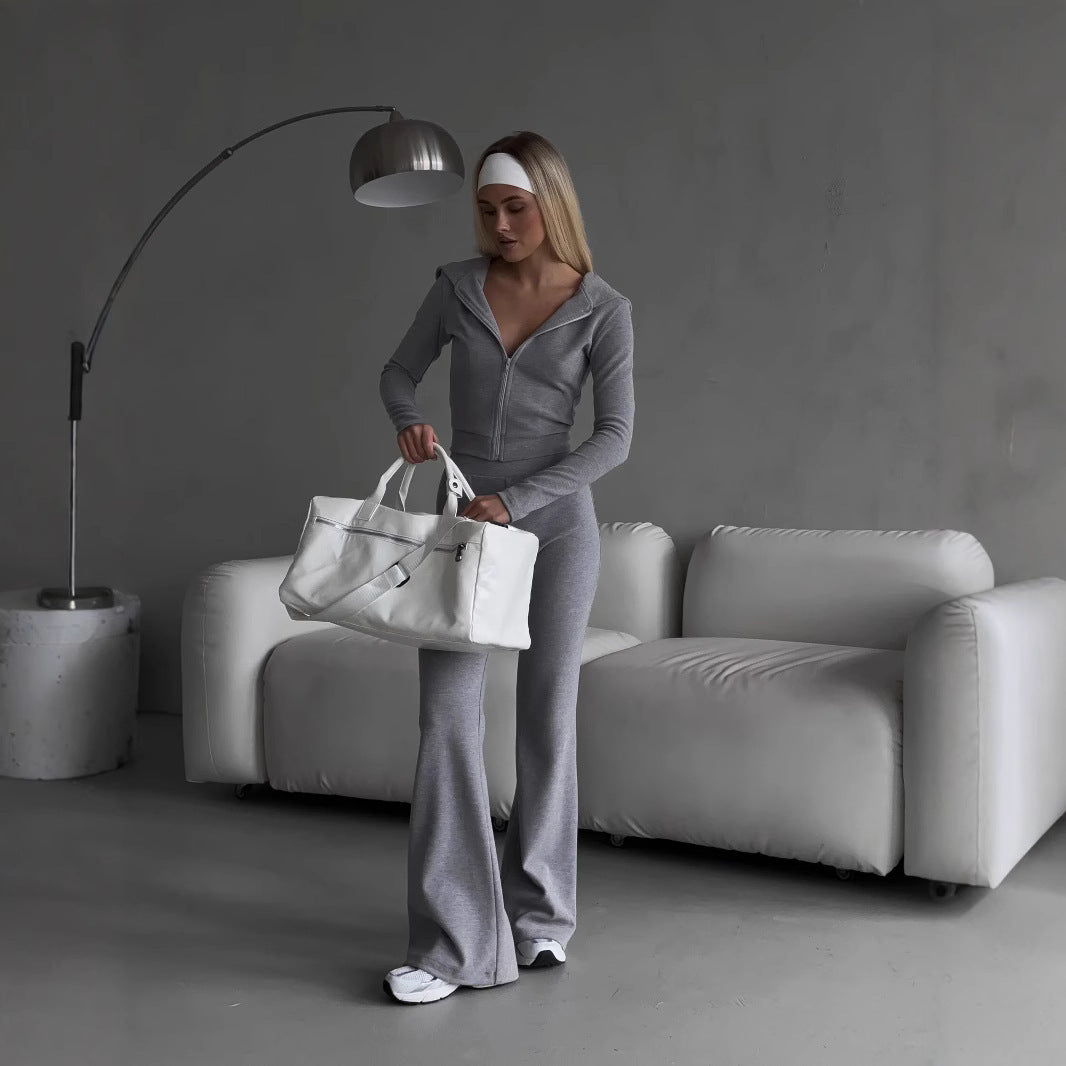 Kvinders sporty zip hoodie sæt med en tætsiddende pasform og elastisk talje Skovae
