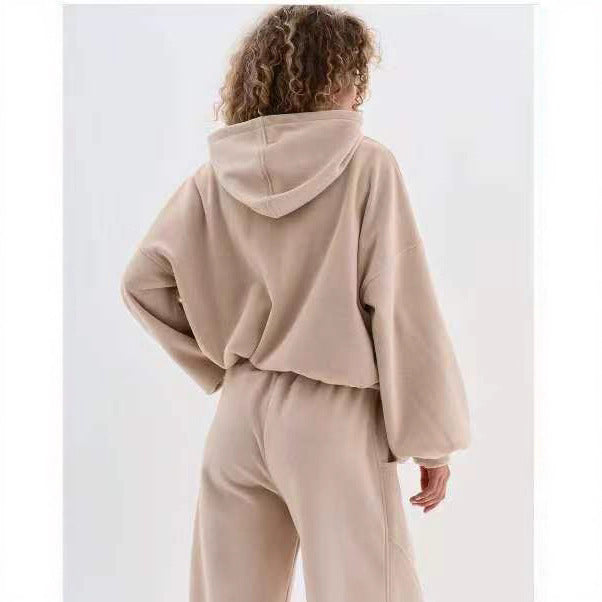 Kvinders cropped hoodie jakke lavet af blødt fleece med lynlås Skovae