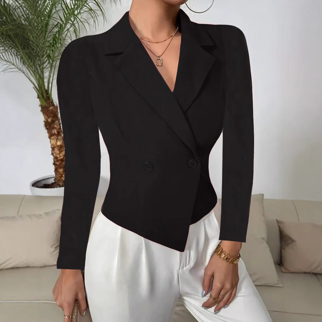 Dame figursyet blazer med dobbelte knaplukninger og elegant snit Stilla