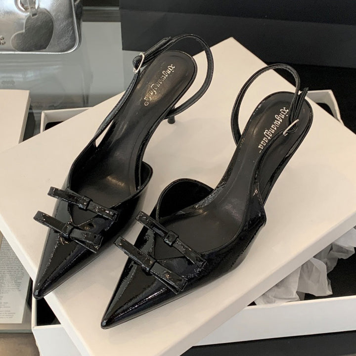 Dame Slingback Høje Hæle med elegant Spidsdesign og raffineret Rem Stilla