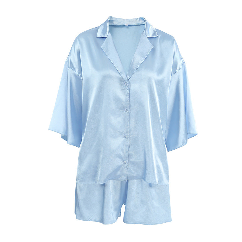 Dame Satin Pyjamasæt med kort overdel og løstsiddende shorts Stilla