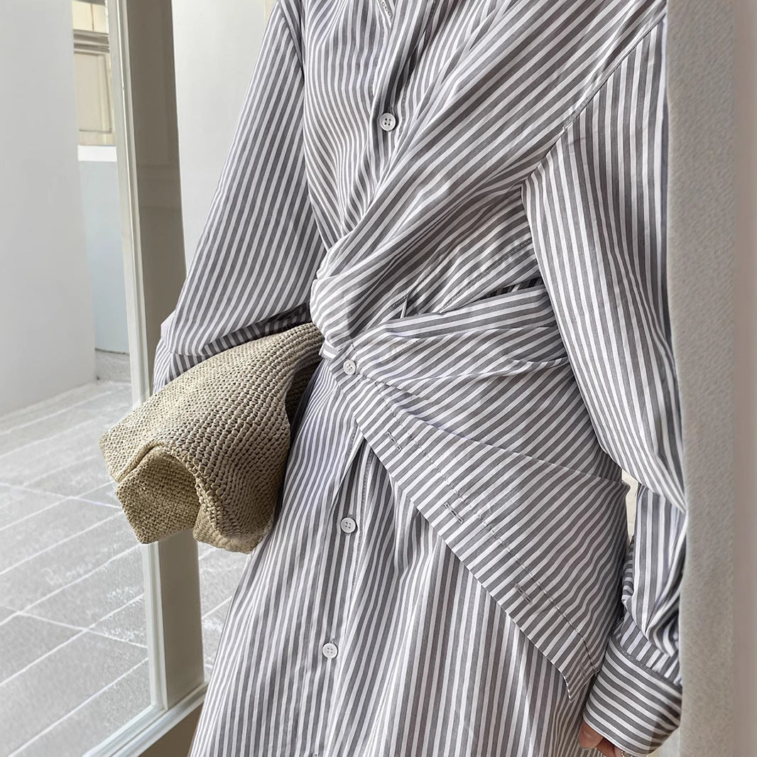 Dame Oversized Skjortekjole med fine striber og knapdetaljer Stilla
