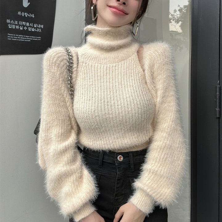 Femme Høj Krave Fuzzy Strikpullover med Klokkeærmer Stilla