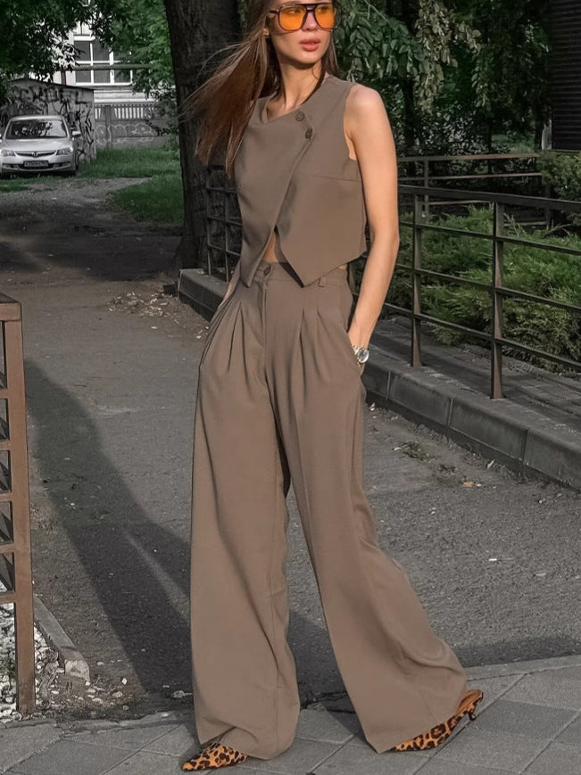 Dame trendy cropped top med asymmetrisk snit og bredskårne højtaljede bukser Stilla
