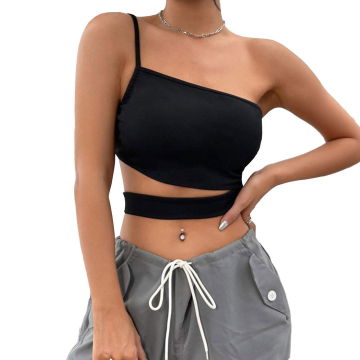 Kvindelig asymmetrisk crop top med smal talje og uden stropper design Stilla