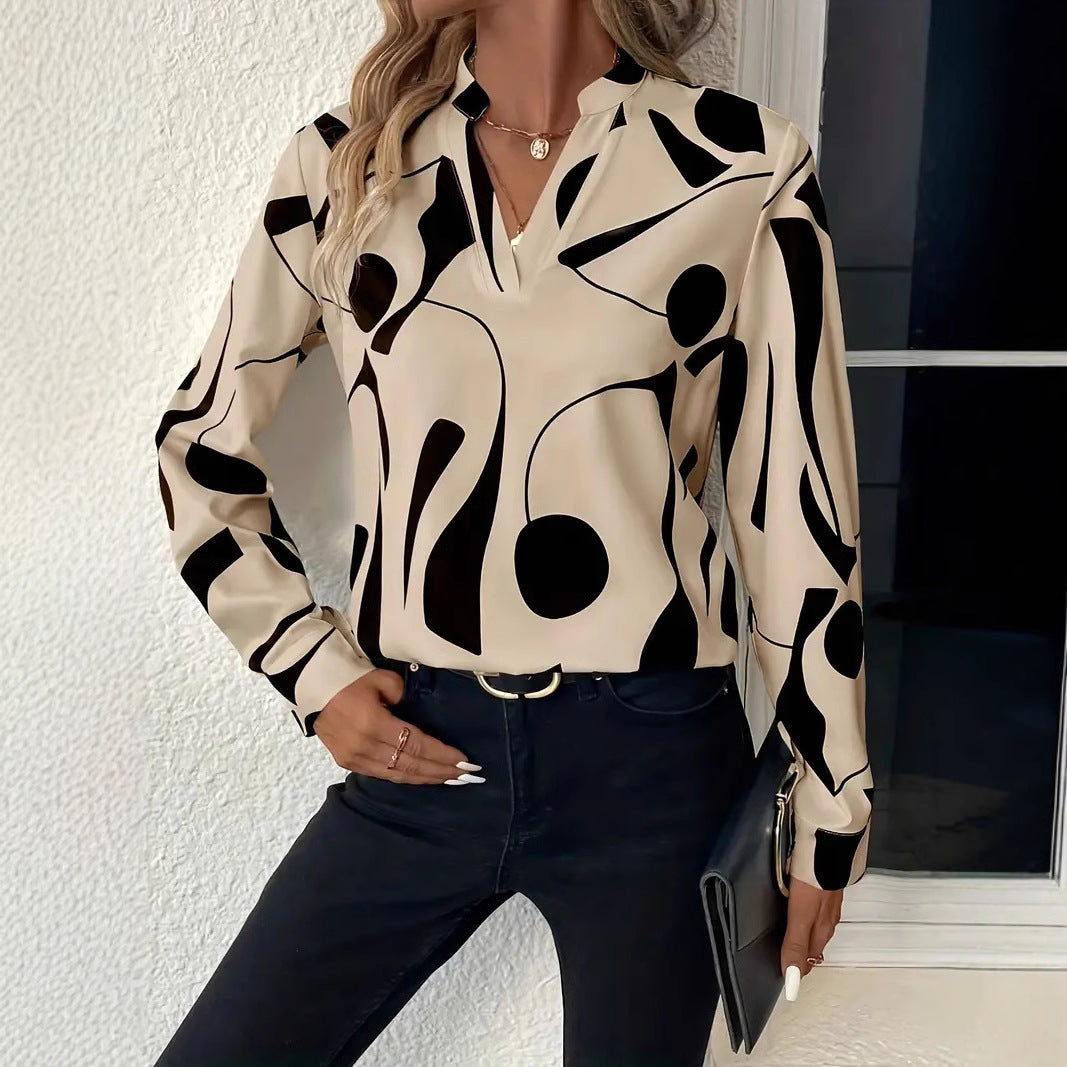 Damebluse med moderne grafisk design og afslappet pasform Stilla