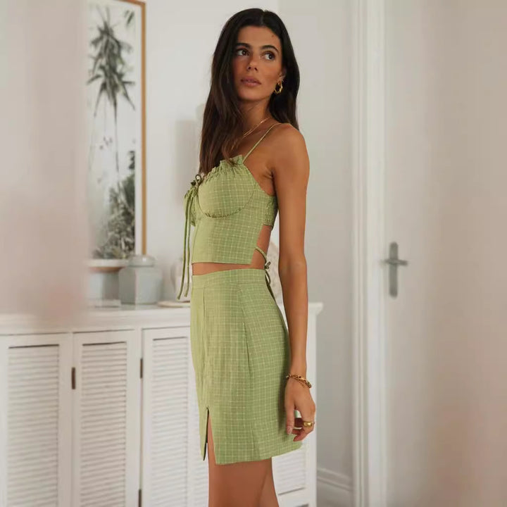 Damer Crop-Top med snit og dertil matchende miniskørt i ternet mønster Stilla