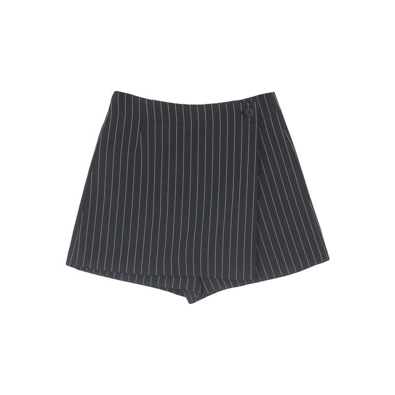 Dame elegante shorts med fine nålestriber og høj talje Stilla