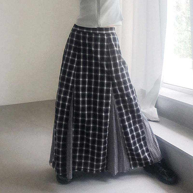 Damen Eleganter Maxirock mit kontrastierenden Karomustern und seitlichen Schlitzen Skovae