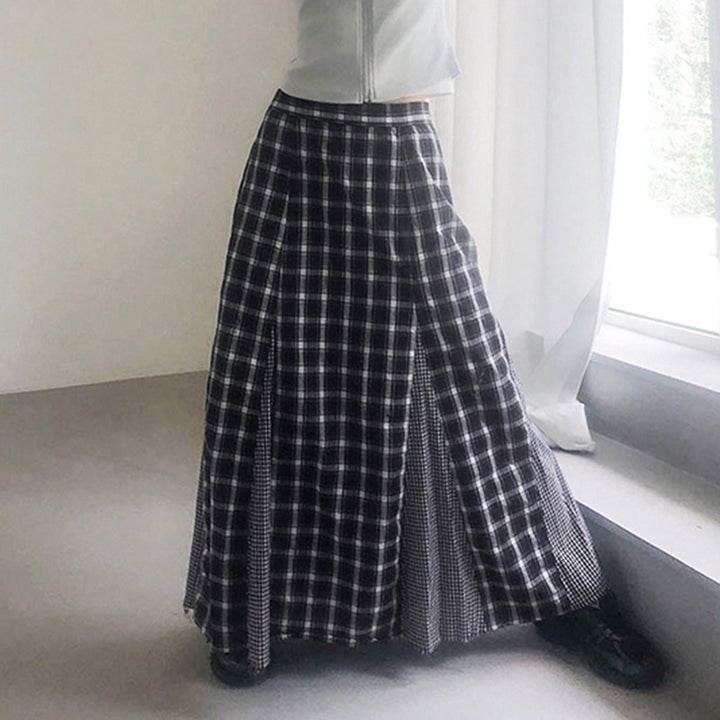 Damen Eleganter Maxirock mit kontrastierenden Karomustern und seitlichen Schlitzen Skovae