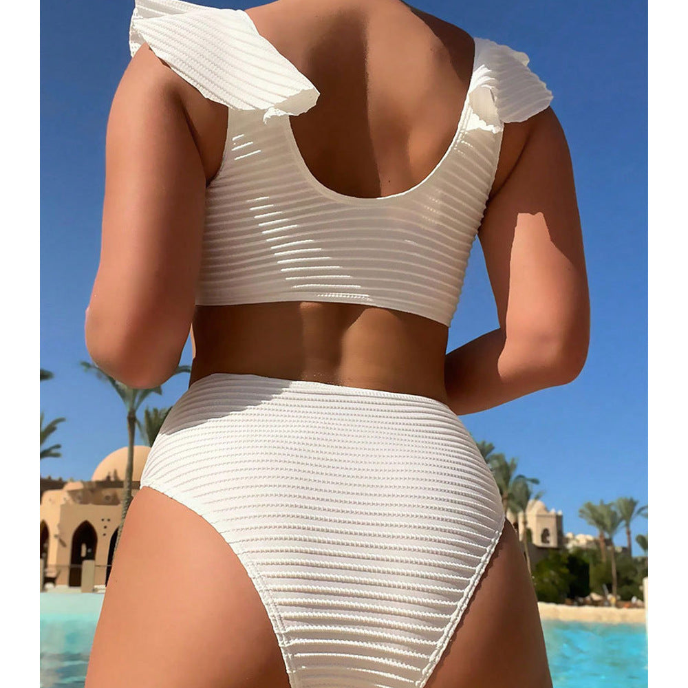 Dame højtaljede bikini-sæt med ruffle-detaljer og gyldne accenter Skovae