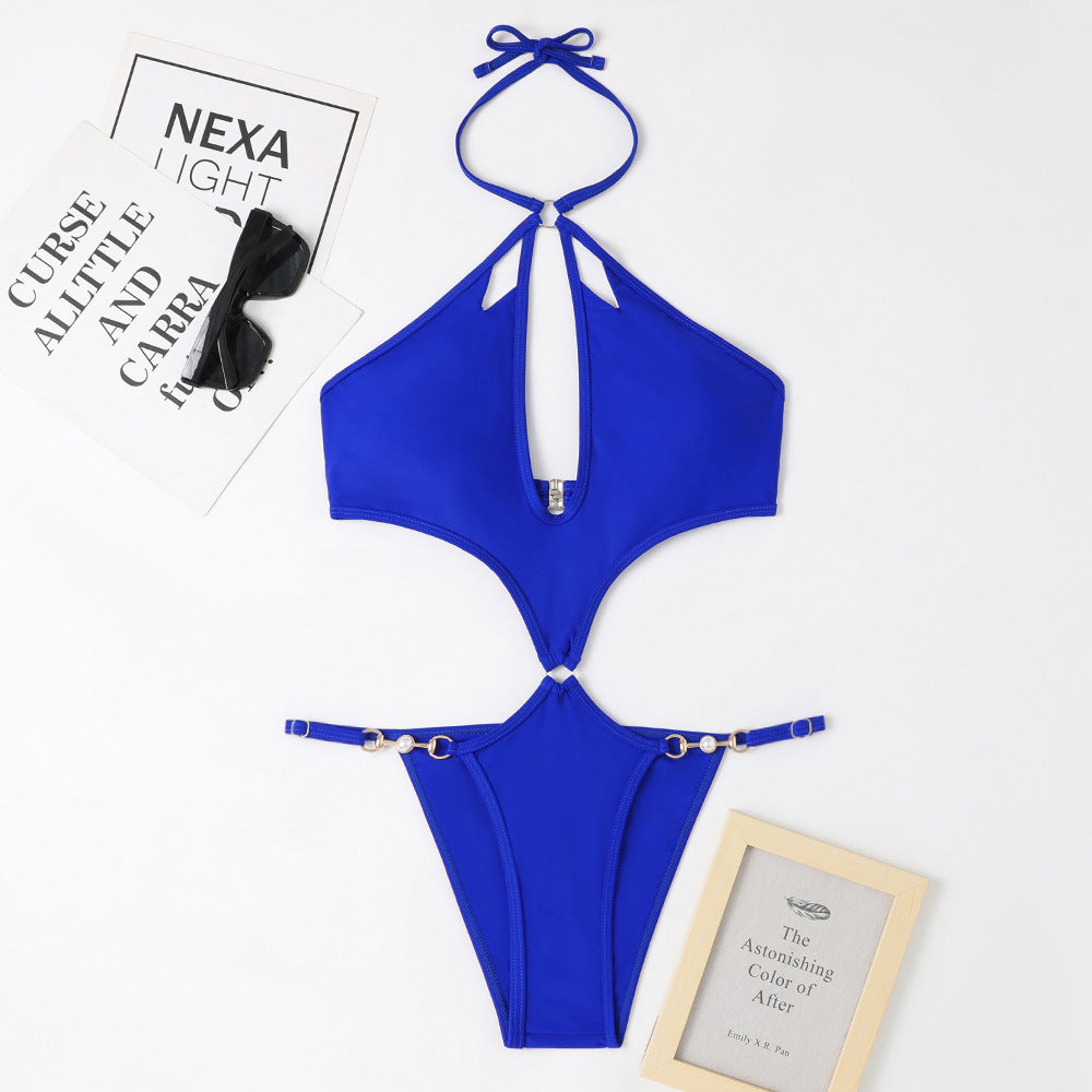 Dame bikinisæt med elegante cut-outs og dekorative detaljer Stilla