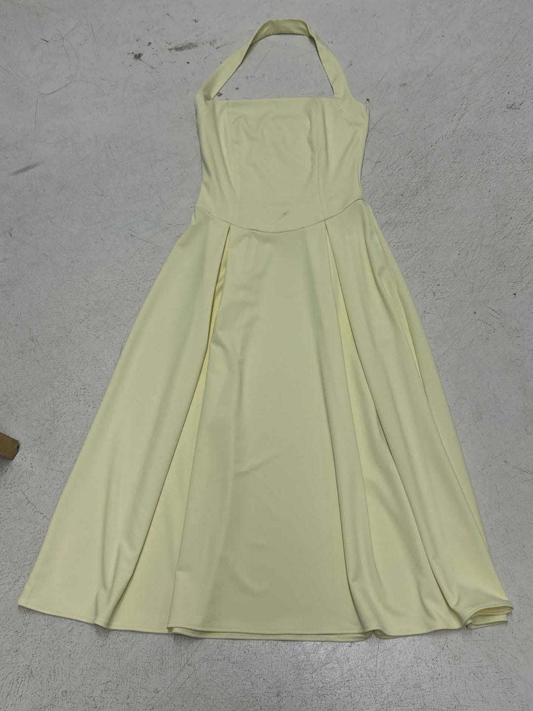 Damen elegantes A-Linien Kleid mit Spaghetti-Trägern und fließendem Saum Skovae