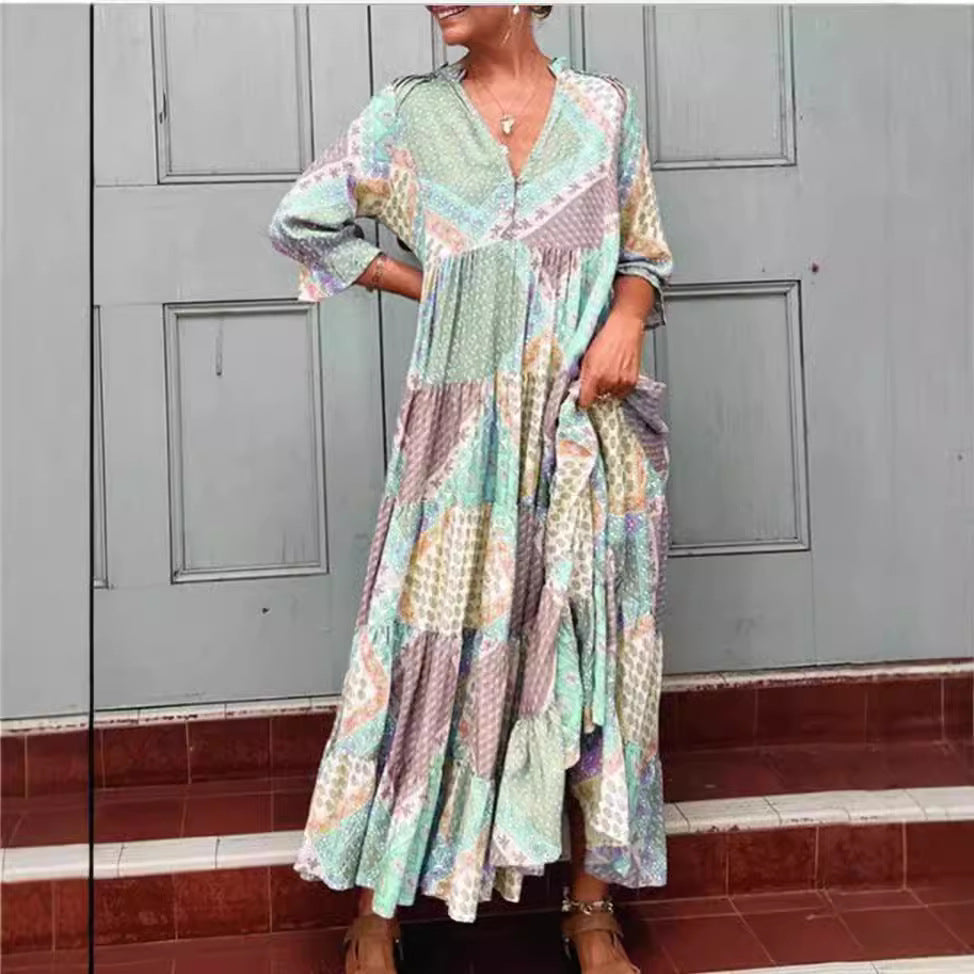 Dame nan luftige Maxikjole i patchwork-boho-stil med V-udskæring, rynket overdel og udtrækket stribekant Skovae