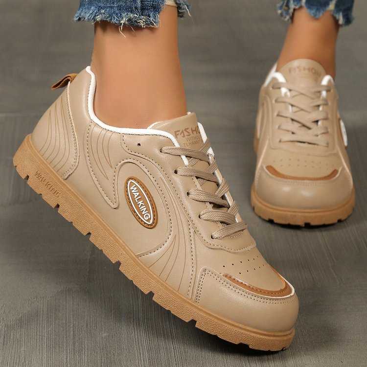 Dame mode Sneakers med åndbart overmateriale og skridsikker sål Stilla