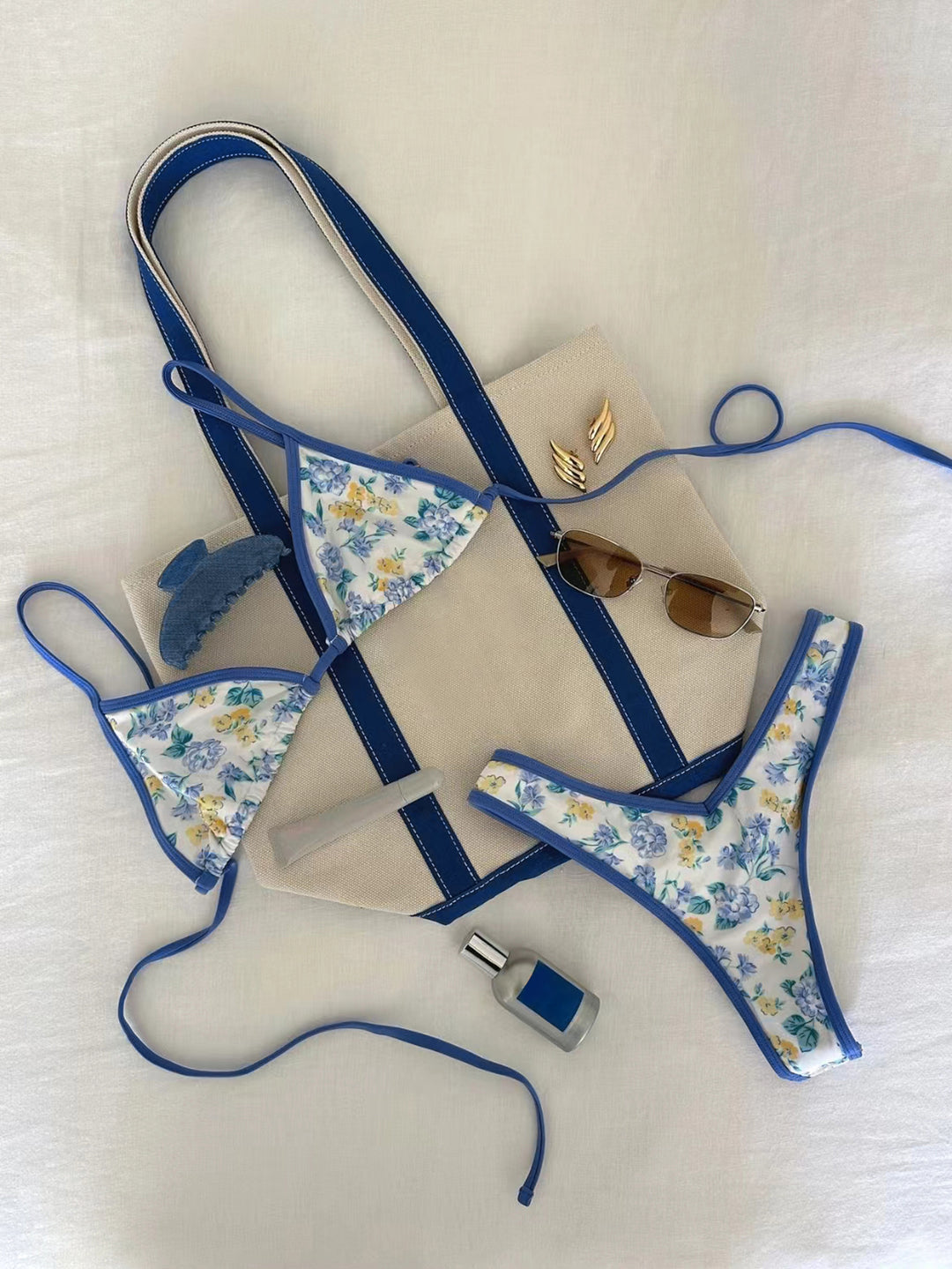 Dame Bikiniset Skovae