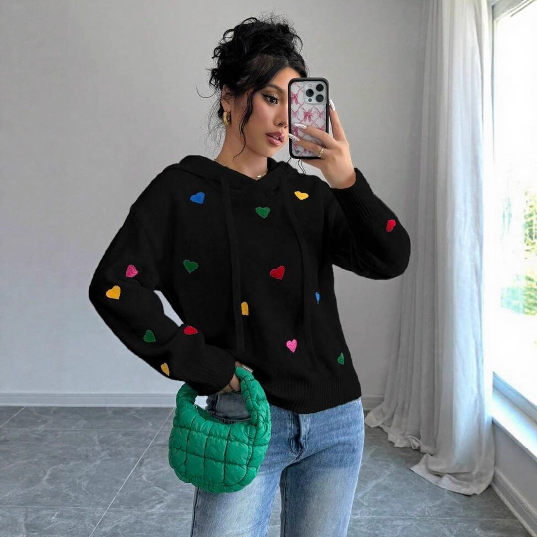 Kvinders hoodie med farverigt hjerte-design og hætte Stilla