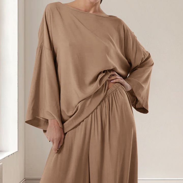 Dame komfortabel topmoderne loungebukser med bred pasform og elegante ærmer Stilla