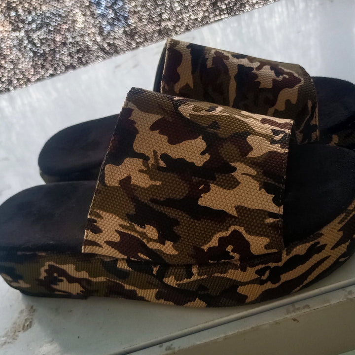 Dame Clogs i moderne camouflage-design Stilla