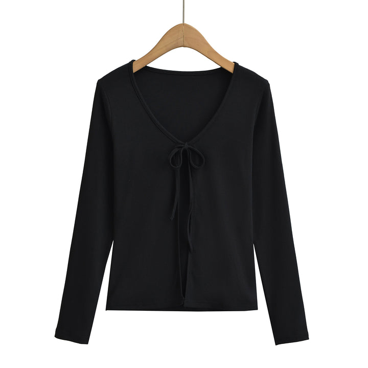 Dame langærmet V-udskæring bluse med knude-detalje og blødt materiale Stilla