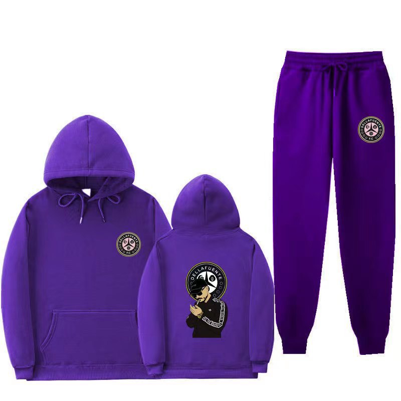 Kvinders sæt med hættetrøje og joggingbukser med unikt print Skovae